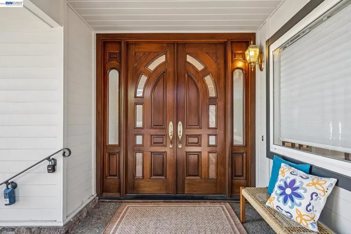 1312 Eastshore Dr, Alameda, California 94501 — photo 4