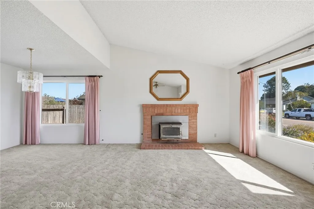 Front Living​​‌​​​​‌​​‌‌​​‌​​​‌‌​​​‌​​‌‌​​‌‌​​‌‌​​​​ Room