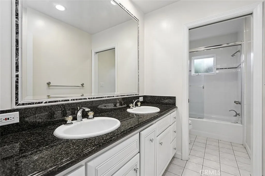 Full Bath