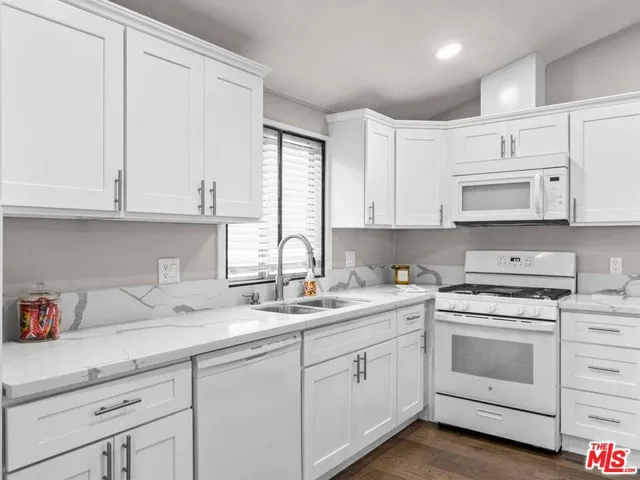 257 Las Brisas Circle, Pomona, California 91768 — photo 5