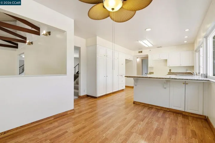 907 Lyon Ct, Concord, California 94518 — photo 5