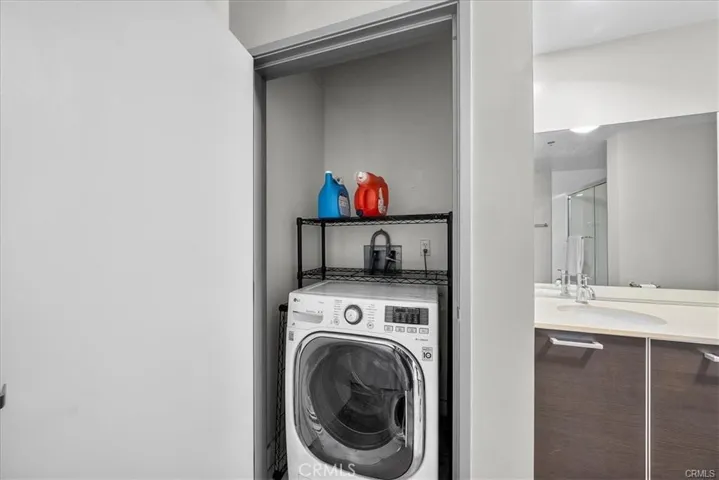Private laundry