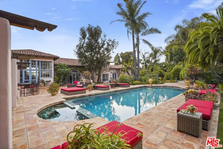 7332 Birdview Avenue, Malibu, California 90265 — photo 5