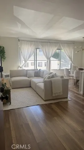 250 Linden, Long Beach, California 90802 — photo 4