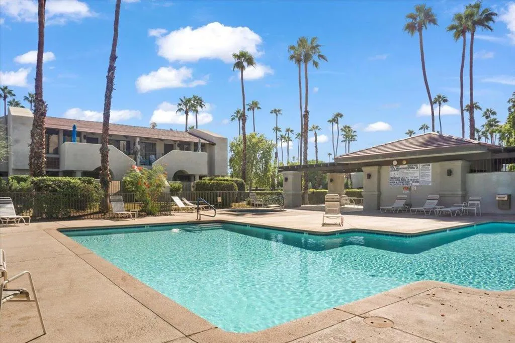 2 heated pools
