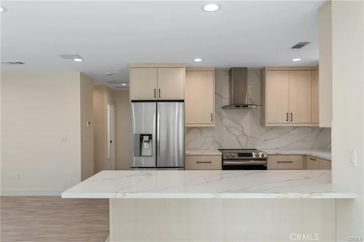 3056 N Frederic Street, Burbank, California 91504 — photo 4