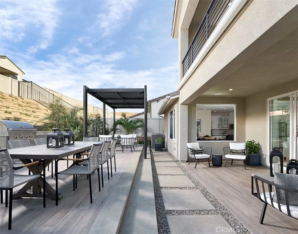 Model Photo-Actual home finishes and materials may vary. Model Photo-Actual home finishes and materials may vary.