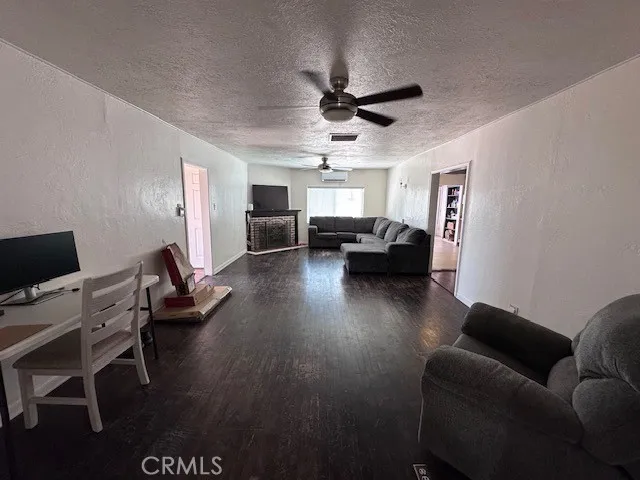 155- Living Room