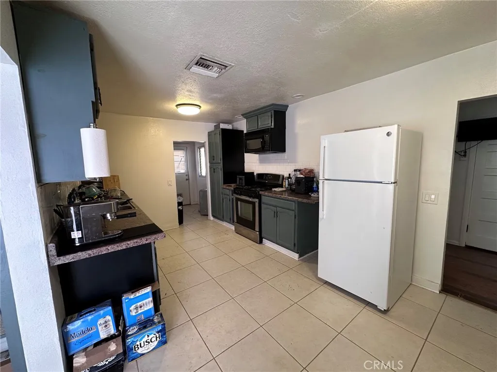 155- Kitchen