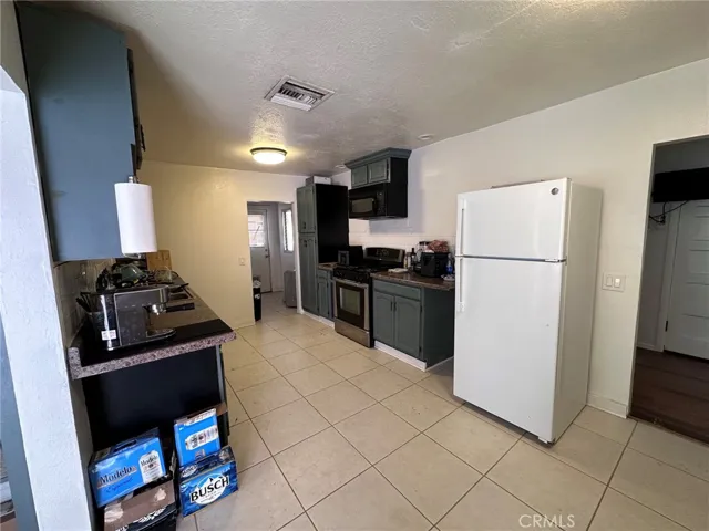 155- Kitchen