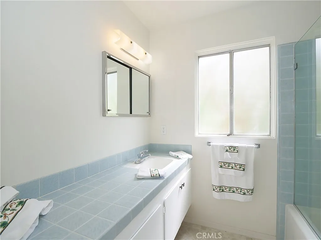 Hall Bath has lots of counter space Hall Bath has lots of counter space