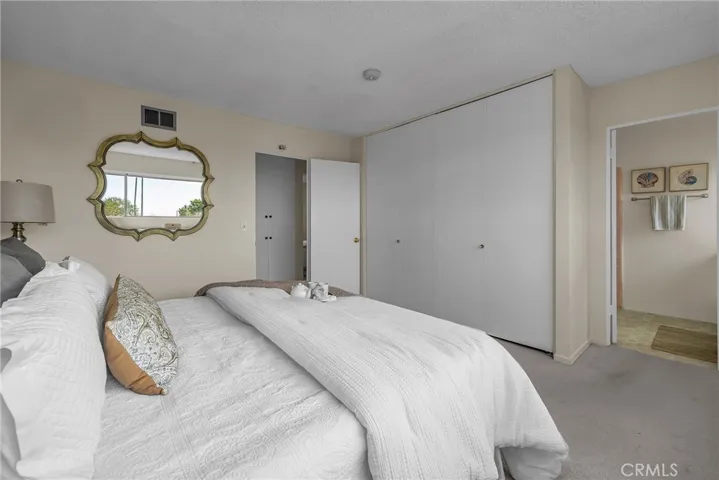 Primary suite has private 3/4 bath