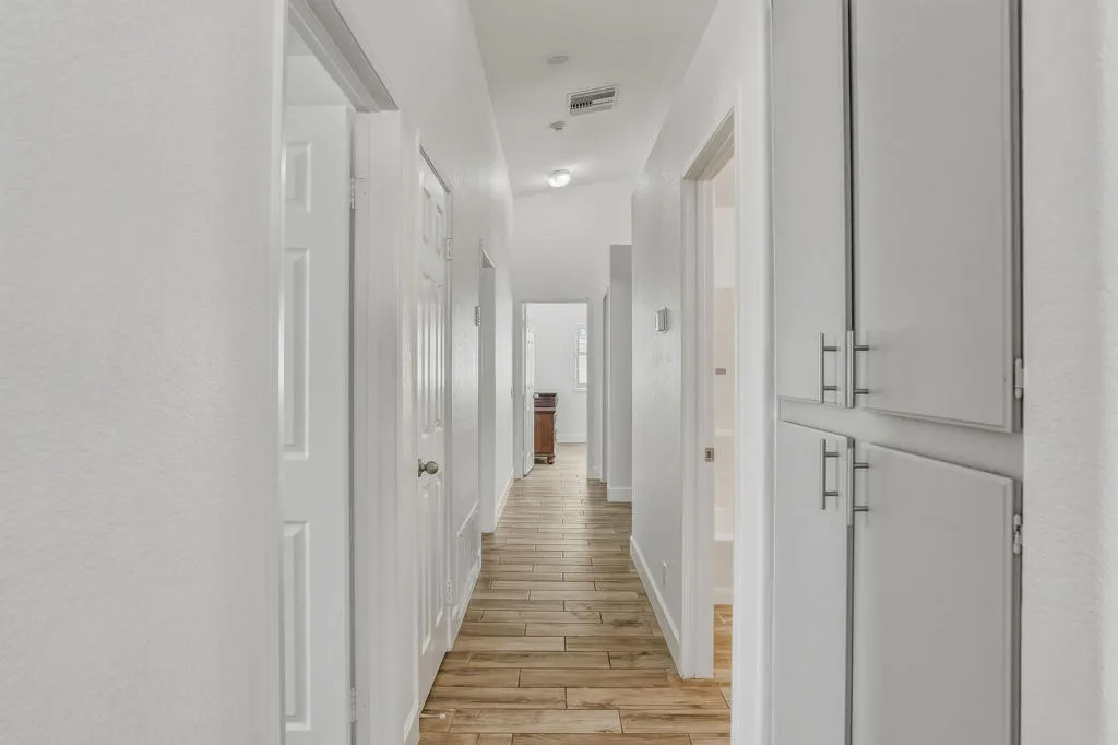 77729EdinboroughSt-15 77729EdinboroughSt-15