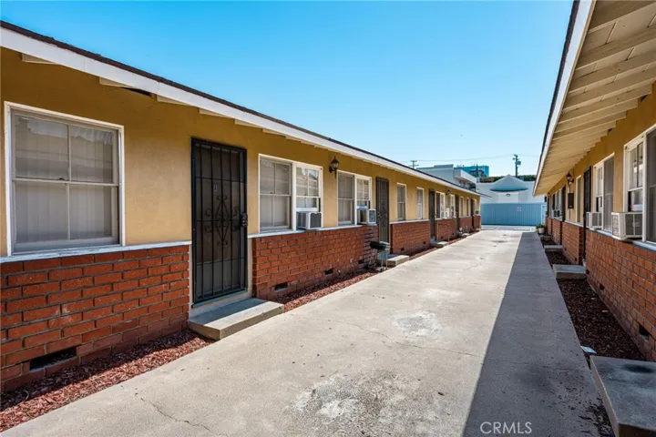 124 W Adele, Anaheim, California 92805 — photo 4