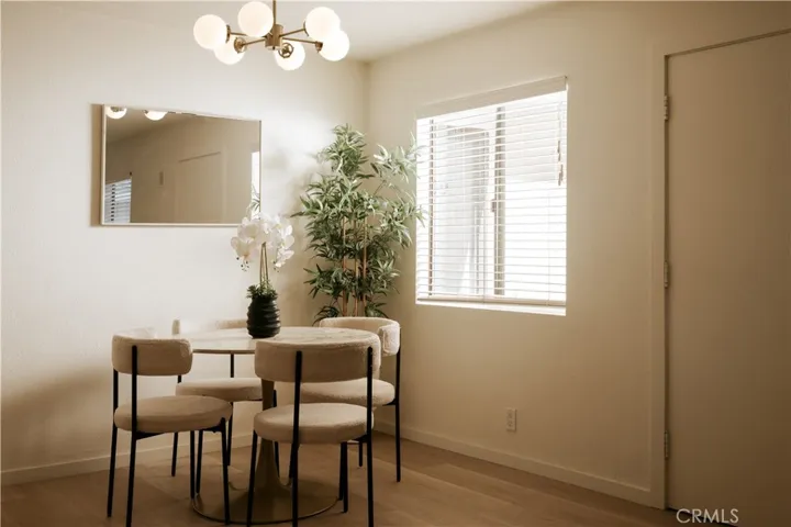 5003 108 Tilden, Sherman Oaks, California 91423 — photo 5