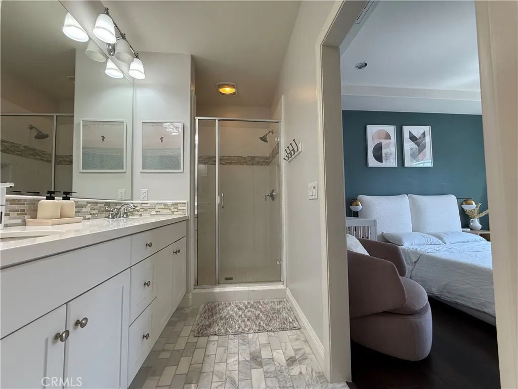 Master Bathroom Master Bathroom