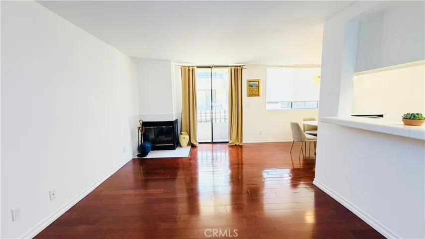 28004 S Western 102, San Pedro, California 90732 — photo 4