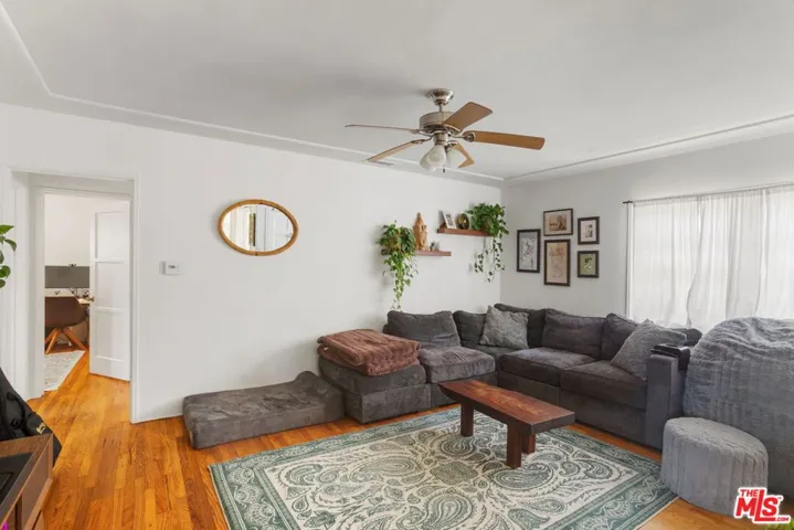 767 Sunset Avenue, Venice, California 90291 — photo 4
