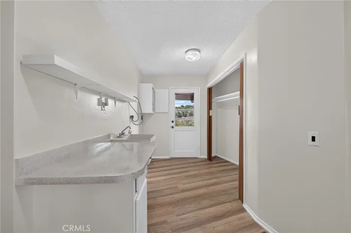 Large Laundry room with sink!