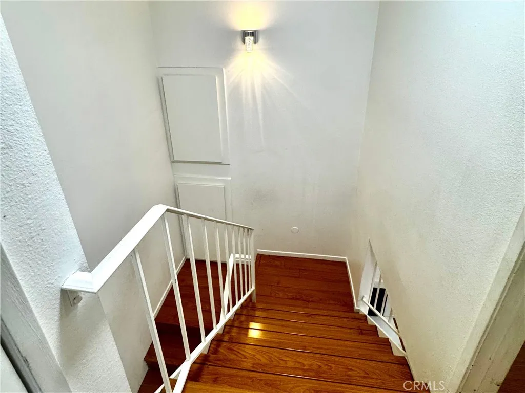Stairs to Dining Room Stairs to Dining Room