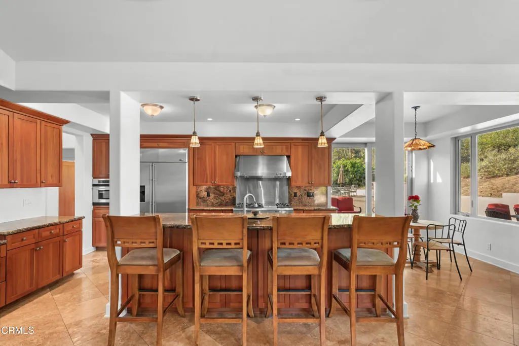 Kitchen - 5Sterling Granger - The Real E Kitchen - 5Sterling Granger - The Real E