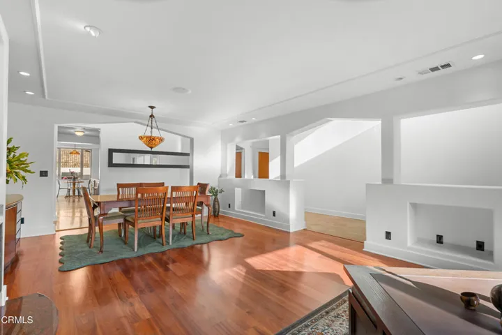 Family Room - 3Sterling Granger - The Re
