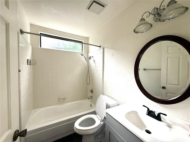Secondary bathroom