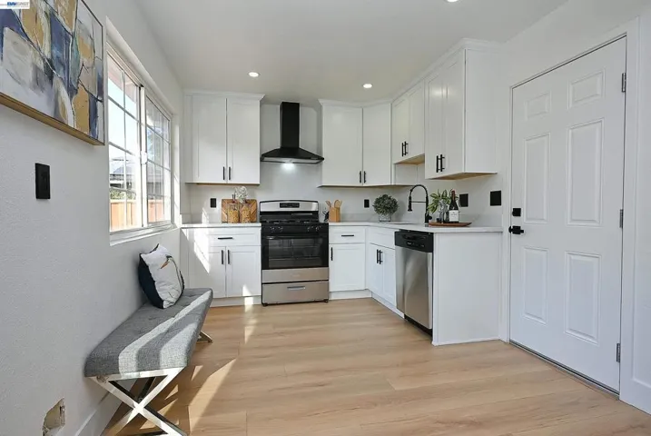 361 Tippecanoe Ave, Hayward, California 94544 — photo 5