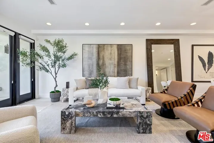 11715 Chenault Street 102, Los Angeles, California 90049 — photo 5