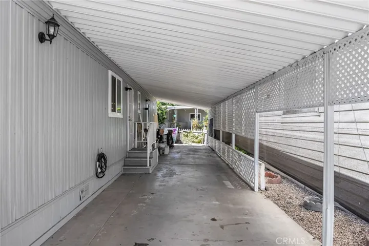 Car port