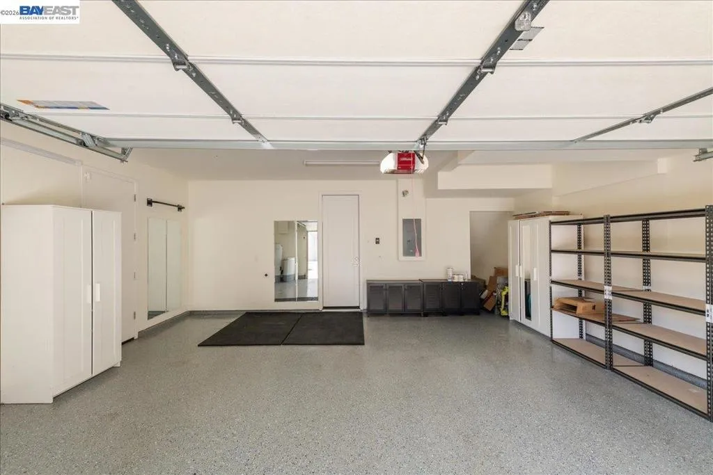 Garage Garage