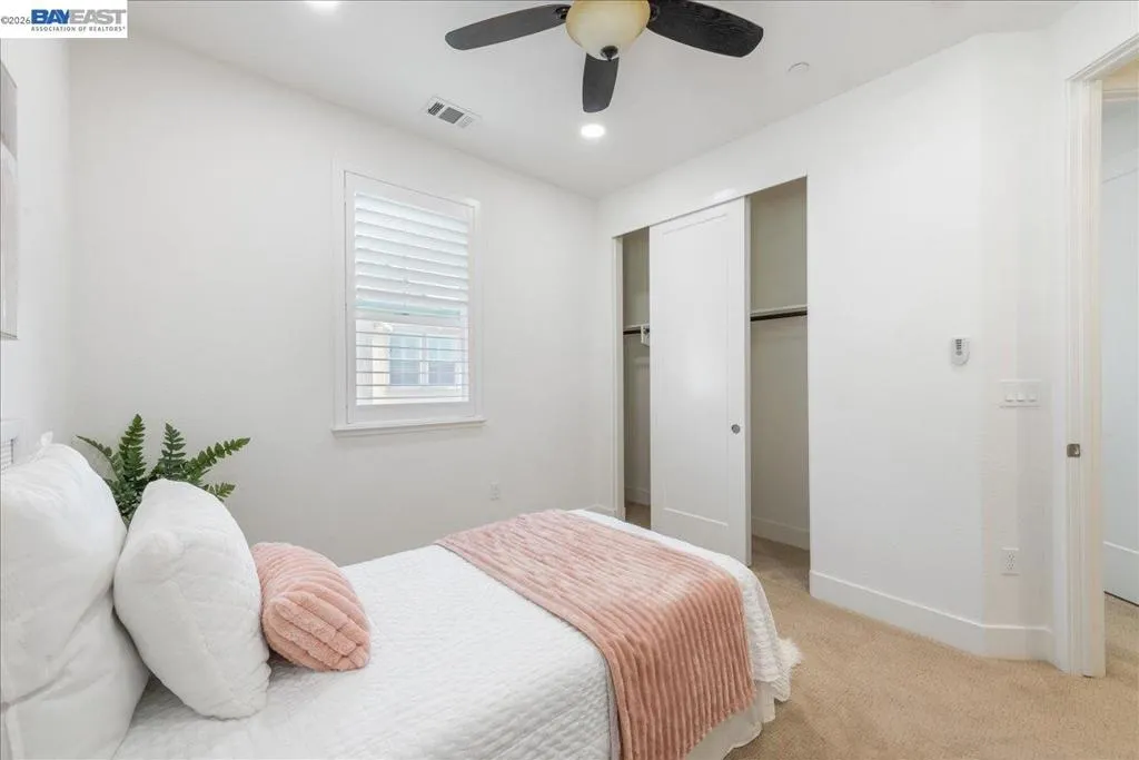Bedroom Bedroom