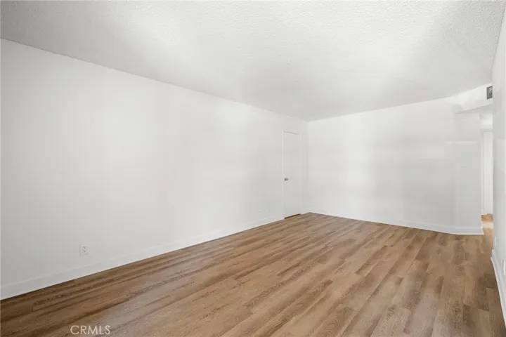 1142 Stanley Avenue 1, Glendale, California 91206 — photo 5