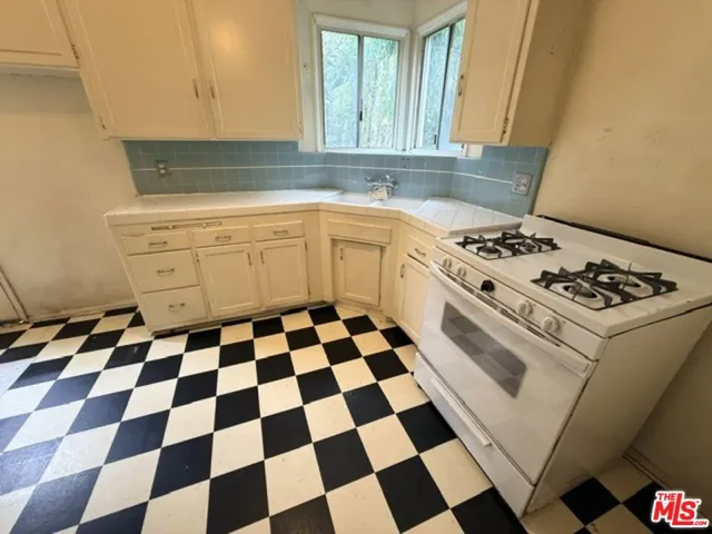 11842 Ocean Park Boulevard, Los Angeles, California 90064 — photo 5