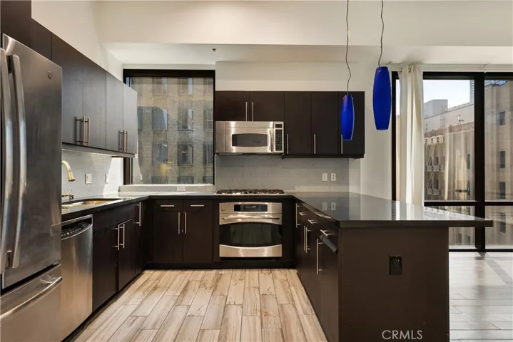 655 S Hope Street 704, Los Angeles, California 90017 — photo 4