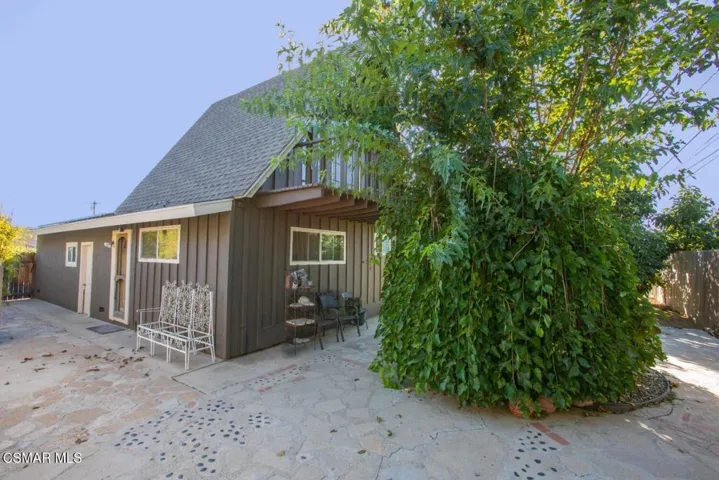 11 Teasdale Street, Thousand Oaks, California 91360 — photo 5