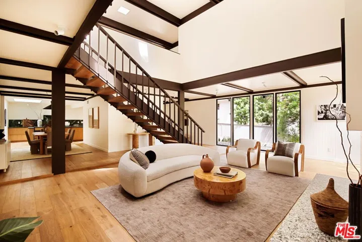 5649 Valley Oak Drive, Los Angeles, California 90068 — photo 5