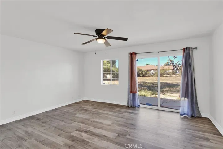 office/4th bedroom
