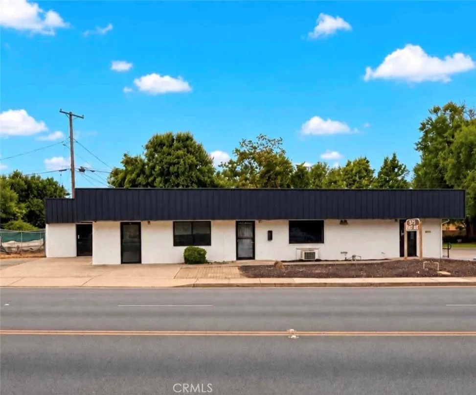 575 East Ave #C