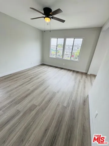 810 W 62nd Street 1, Los Angeles, California 90044 — photo 5