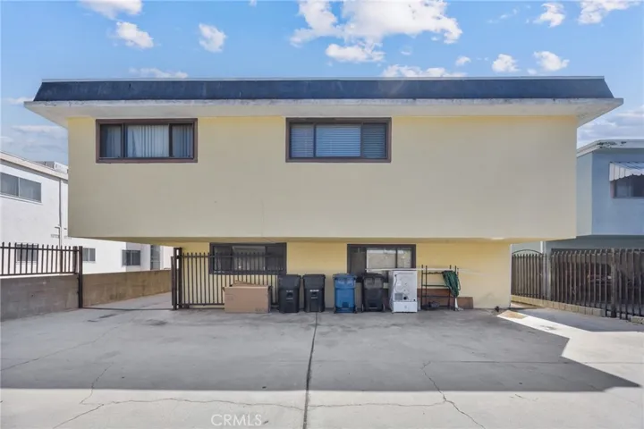 145 W Hillcrest Boulevard, Inglewood, California 90301 — photo 4