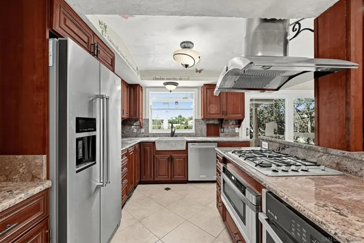 4616 Bay Summit Pl, San Diego, California 92117 — photo 5