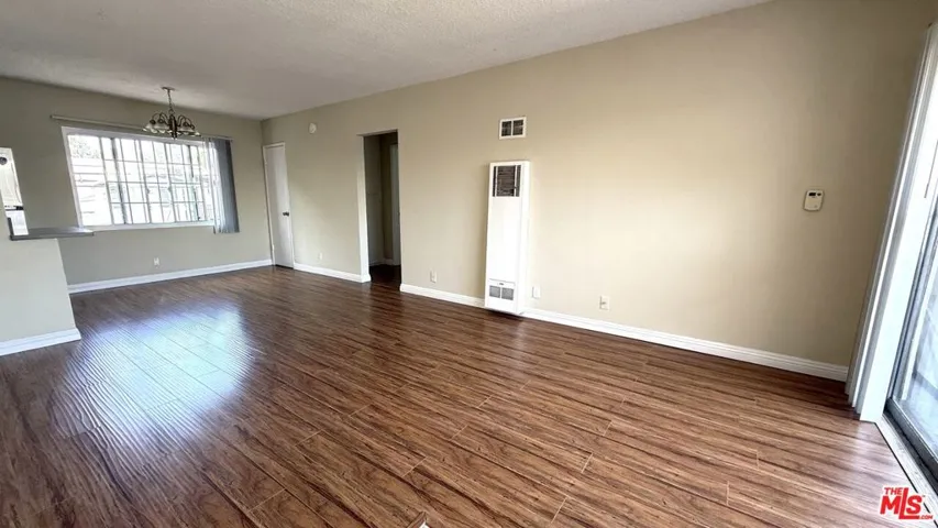 443 S Wilton Place 19, Los Angeles, California 90020 — photo 5