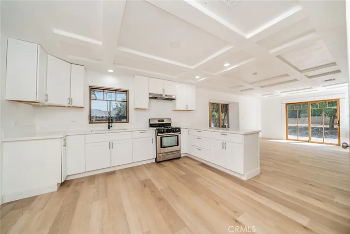 1076 Los Altos Court, Riverside, California 92507 — photo 4