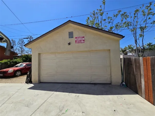 6629 Denver, Los Angeles, California 90044 — photo 4
