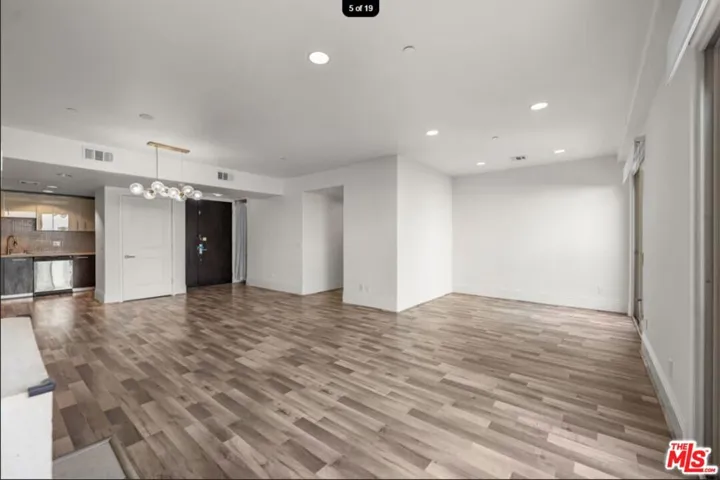 147 N Berendo Street 203, Los Angeles, California 90004 — photo 5