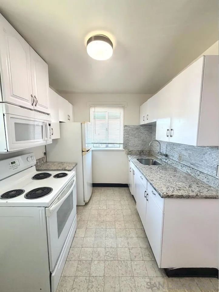 9747 Riverview #12