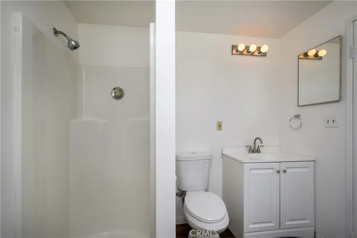 Workshop bath interior