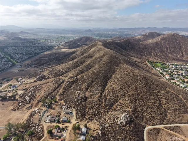1 Fargo Street, Menifee, California 92585 — photo 4