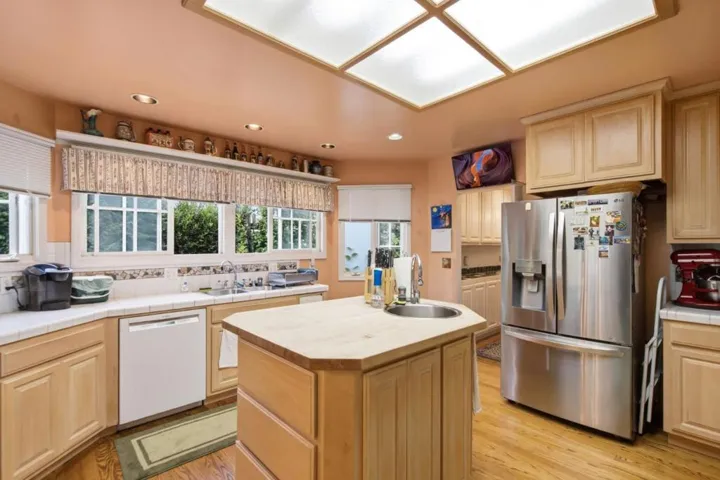 768 Elm Street, San Carlos, California 94070 — photo 5